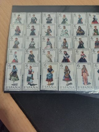 Sellos España Trajes Regionales Nuevos