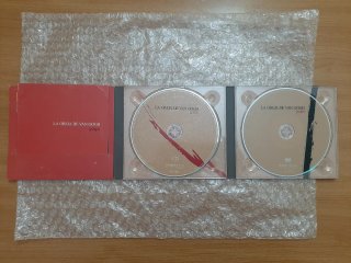 CDs Amaia Montero y La Oreja de Van Gogh
