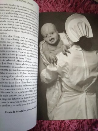 Libro - ¡Está Vivo! La Saga Mutante de Larry Cohen