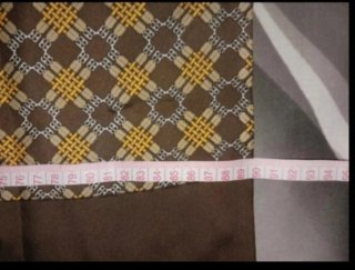 Pañuelo Hermes Paris 100% Seda Marrón y Amarillo