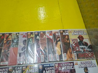 Cómics Capitán América de Brubaker completa.