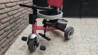 Triciclo evolutivo para niños marca Avigo