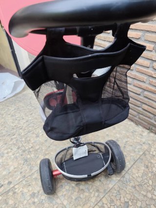 Triciclo evolutivo para niños marca Avigo