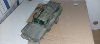 Maquetas de tanque y diorama de avion