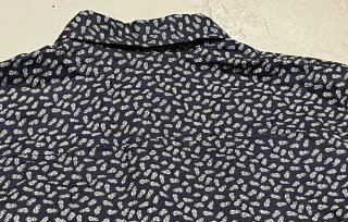 Camisa Native Youth Estampado Micro Piñas