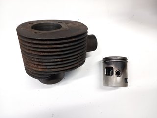 Motor Vespa 200