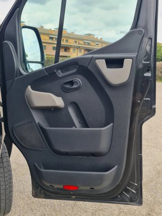 Nissan NV400 2014