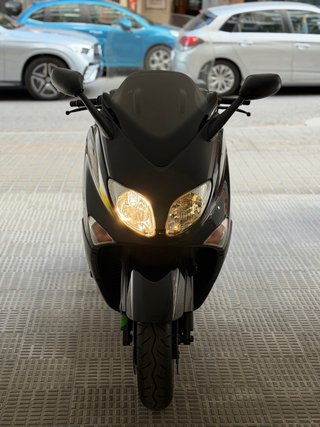 Yamaha T-Max 500 Maxi Scooter