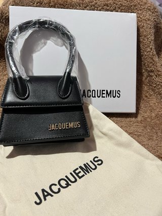 Bolso Jacquemus Negro Dorado
