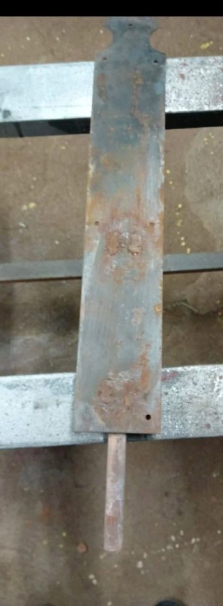 Cerrojo de forja artesanal