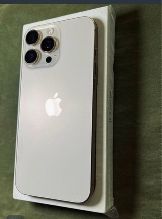 iPhone 16 Pro Max 256gb dorado 90% batería