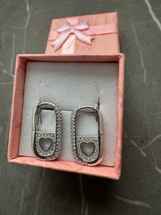 Orecchini a forma di cuore in argento 925