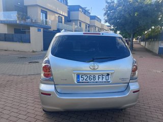 Toyota Verso 2007