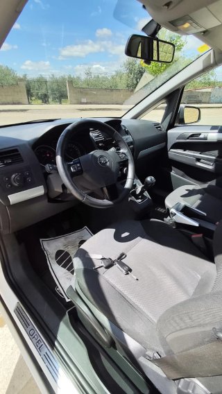 Opel Zafira 2010
