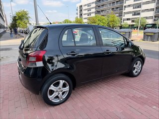 Toyota Yaris 2010