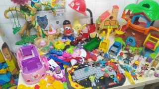 Lote de juguetes Mega Bloks y más