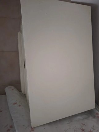 Armario de dormitorio. Mesitas sinfonier comoda
