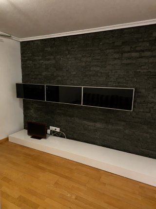 Mueble suspendido negro