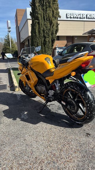 Hyosung GT 125 R 2006