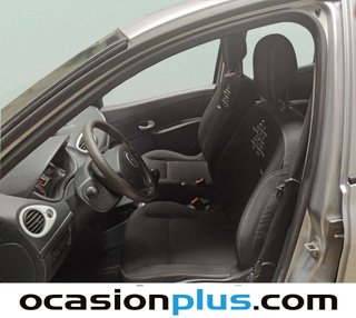 Renault Clio Yahoo! 1.2 16v 55 kW (75 CV)