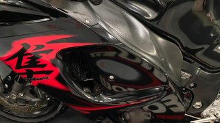 Suzuki Hayabusa 1300 Negra y Roja
