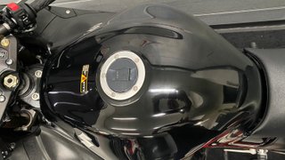 Suzuki Hayabusa 1300 Negra y Roja