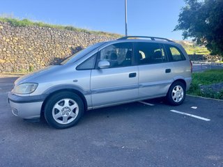 Opel Zafira 1.8 16V Elegance