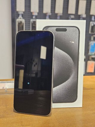 IPHONE 15 PRO 256GB BLANCO 89% BAT - 815 CICLOS
