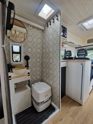 Iveco Daily 2016 (5 viajar y dormir)