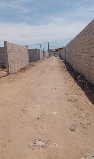 Parcela cerrada con luz y acceso privado-El ZabaL
