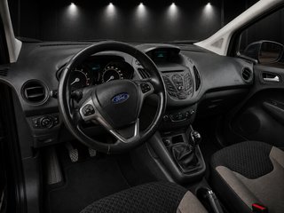 Ford Tourneo Courier 2017 160€/MES