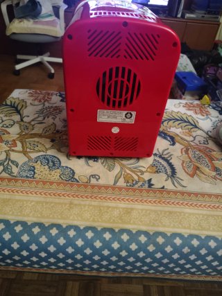 Nevera portátil roja