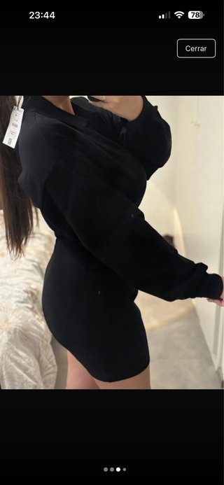 Vestido tipo polo negro ajustado