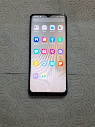 Samsung Galaxy A12