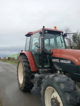 Tractor New Holland M115