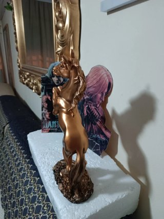 Preciosa figura caballo estilo pose de 30cm d alto