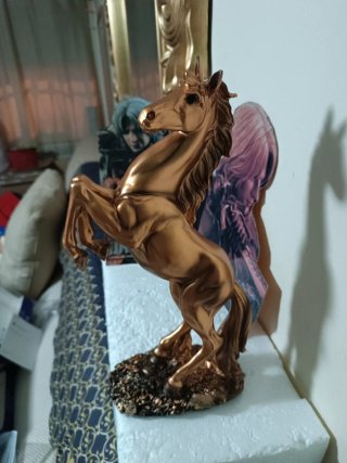 Preciosa figura caballo estilo pose de 30cm d alto