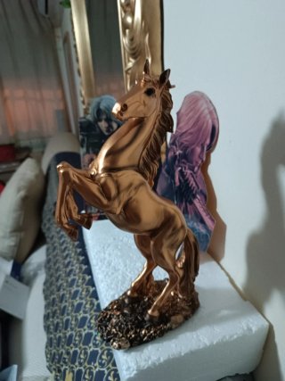 Preciosa figura caballo estilo pose de 30cm d alto