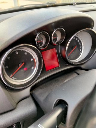 Opel Astra 2012