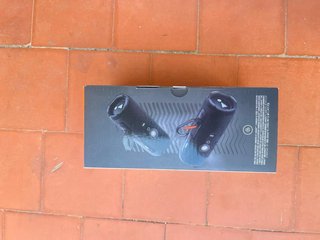 Altavoz JBL Flip 7 Bluetooth waterproof negro