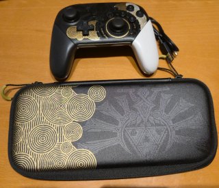 Mando y funda Zelda Tears of the Kingdom original