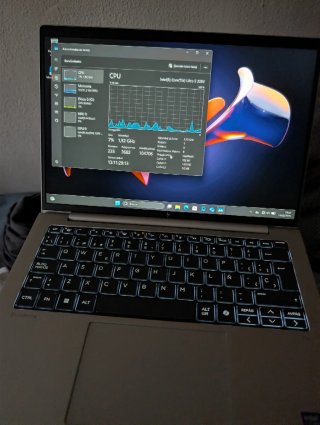 HP EliteBook 6 G1i Notebook AI - AI PC - 13.3" - I