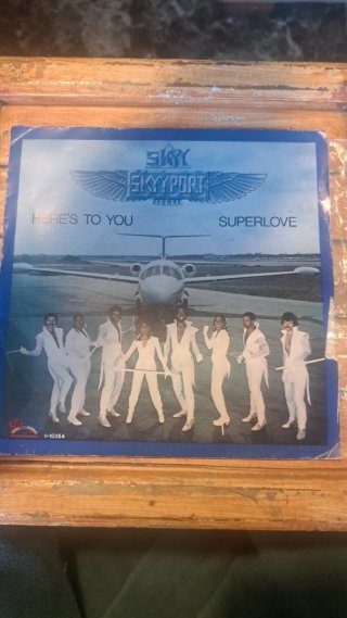 Vinilo Skyy Skyport - Here's To You / Superlove