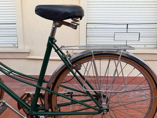 Bicicleta verde vintage