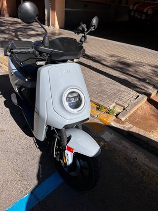 NIU MQi Gt Scooter Eléctrica (125cc)