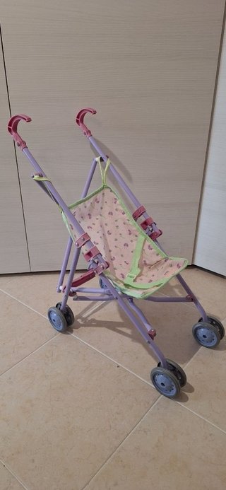 Passeggino giocattolo per bambole