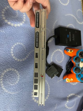 Consola PS2 Plata + Mando Simpsons