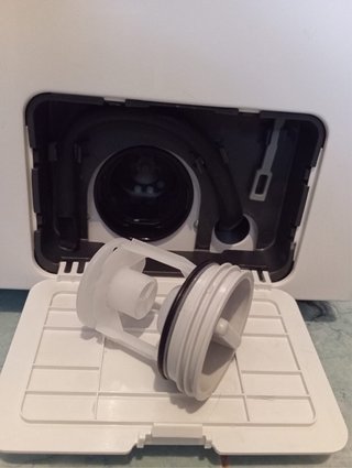 Lavadora Cecotec 9kg - Casi Nueva. Garantía 12/27