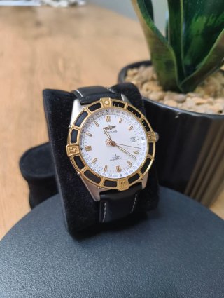 Breitling J-Class Automatic - Ref. 80250 Bisel Oro