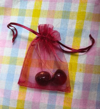 Pendientes Cereza Dorados y Rojos